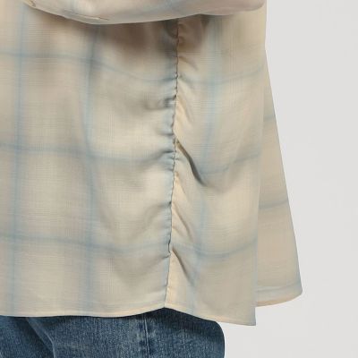 ウールポリエステル　シャーリングレギュラーカラーシャツ