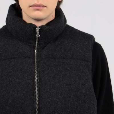 カシミヤ　ニットダウンベスト