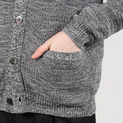 ＴＯＭＯＲＲＯＷＬＡＮＤ　ｔｒｉｃｏｔ　ギマコットンリネン　Ｖネックカーディガン