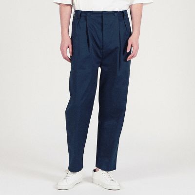 ポリエステルコットン　インバーテッドプリーツパンツ