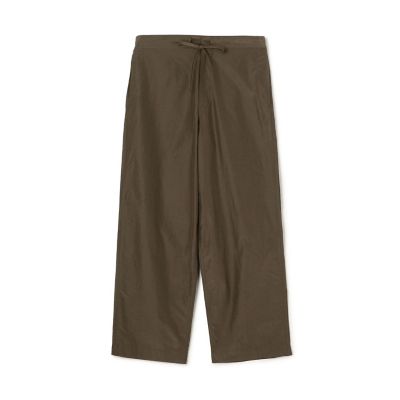 【新着】コットンとシルクのバレルパンツ コットンシルク バレルイージーパンツ | TOMORROWLAND (Men