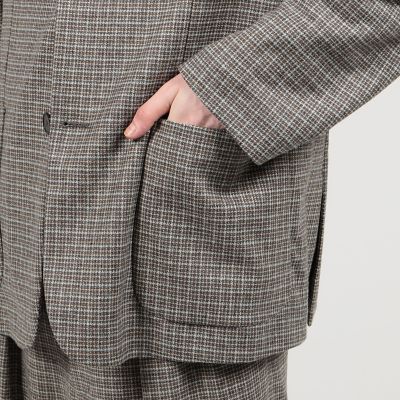 ウールフランネル　シングルブレステッド２Ｂジャケット