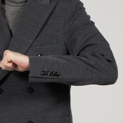ウールナイロン　ダブルブレステッド６Ｂジャケット　ＤＯＮＤＩ