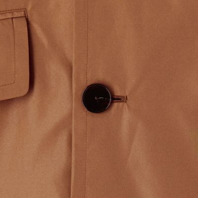 ポリエステルタフタ　ダブルブレステッド４Ｂコート