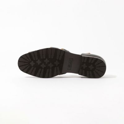 ＰＡＲＡＢＯＯＴ　グレインレザー　グルカサンダル