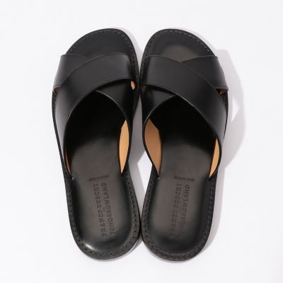 【別注】ＦＲＡＮＣＯ　ＢＯＳＣＨＩ×ＴＯＭＯＲＲＯＷＬＡＮＤ　レザーサンダル