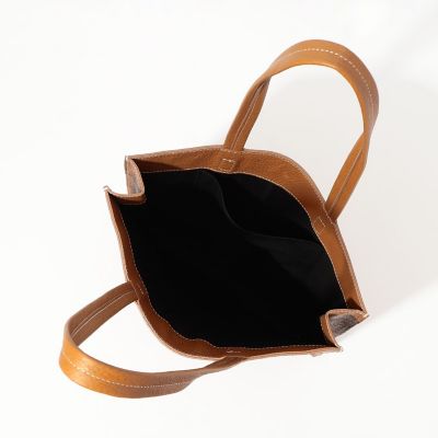 【別注】Ａ×ＴＯＭＯＲＲＯＷＬＡＮＤ　シュリンクレザー　トートバッグ
