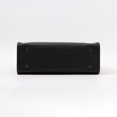 ＴＯＭＯＲＲＯＷＬＡＮＤ　シュリンクレザー　トートバッグ