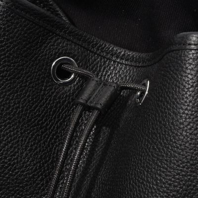 ＴＯＭＯＲＲＯＷＬＡＮＤ　シュリンクレザー　バックパック