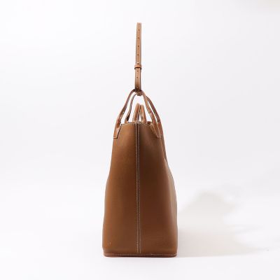 Tales of Tomorrow ショルダーバッグ ベージュ アットラスト 別注】A SADDLE HOLDER L シュリンクレザー ショルダー