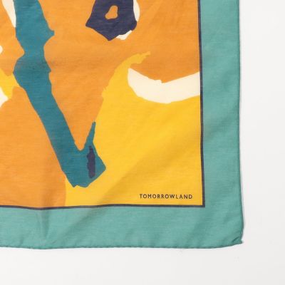ＴＯＭＯＲＲＯＷＬＡＮＤ　ＭＡＤＥ　ＩＮ　ＩＴＡＬＹ　コットンシルクスカーフ