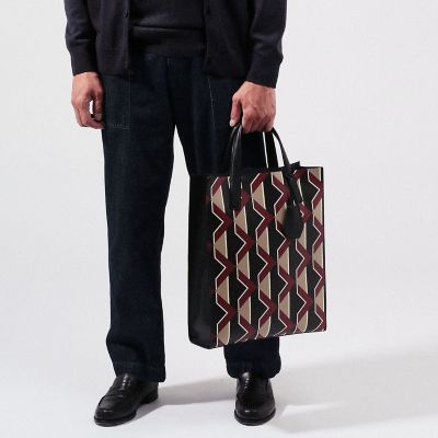 TOMORROW LAND 幾何学模様 トートバッグ TOMORROWLAND トートバッグ | TOMORROWLAND (Men