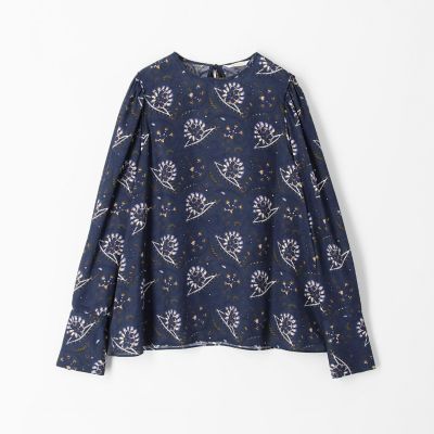 ポリエステルプリント　バックリボンブラウス