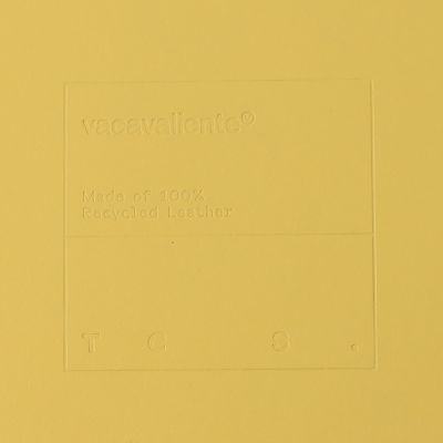 クエロ　ラウンド　プレイスマット　ユーカリ　マスタード（５０７７１０４２）