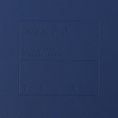 クエロ　ラウンド　プレイスマット　オーロラレッド　ブルー（５０７７１０７３）