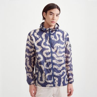 ＜AIGLE＞撥水　エクストラライトプリントフーデッドジャケット