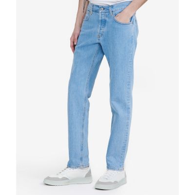 アイコニック　スリムフィットテーパードデニムパンツ