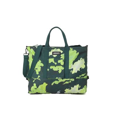 ＜AIGLE＞プリントショルダーバッグ　３８Ｌ