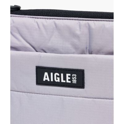 撥水　パディング　サコッシュ　ショルダーバッグ　ミニポーチ付き　Ｗ２８×Ｈ２０×Ｄ４ｃｍ