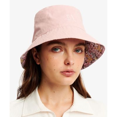 A.P.C LIBERTY お花柄　帽子　バケットハット 本日販売開始！英国リバティとA.P.C.のコラボレートコレクションから