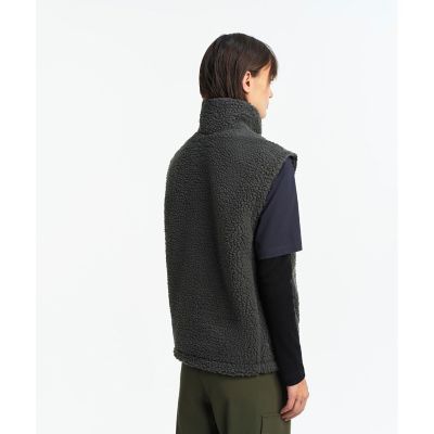 ノースリーブフルジップボアフリースベスト | AIGLE/エーグル | 三越