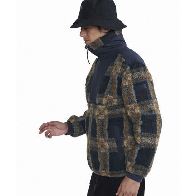 AIGLE（エーグル）上質なウールフリースを使用したジップベスト