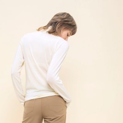 ＶＡＮＮＥＳ　ＴＵＲＴＬＥ　ＮＥＣＫ　Ｔ
