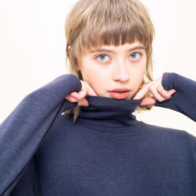 ＶＡＮＮＥＳ　ＴＵＲＴＬＥ　ＮＥＣＫ　Ｔ