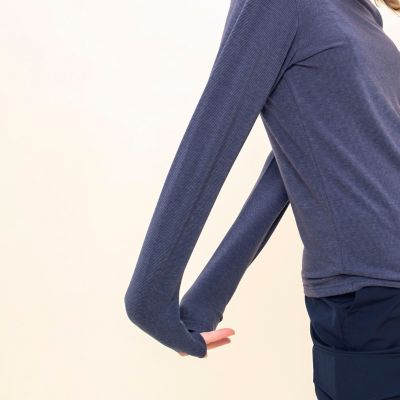 ＶＡＮＮＥＳ　ＴＵＲＴＬＥ　ＮＥＣＫ　Ｔ