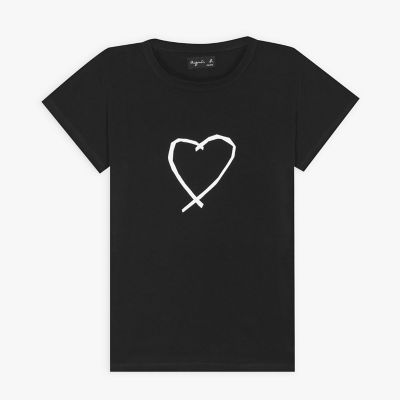 ＜agnes b. (Women)＞アイコニック　プリント　コットン　半袖　Ｔシャツ　”Ｓａｒａｊｅｖｏ　ｈｅａｒｔ”