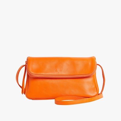 ＜agnes b. (Women)＞ラムスキンレザー　ショルダーバッグ　”Ａｓｙａ”