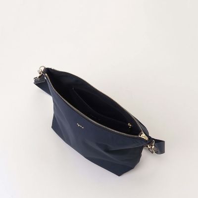 ショルダーバッグ IS11LZ－05 | agnes b. (Women 
