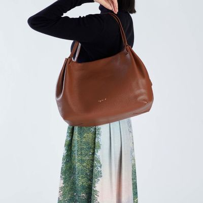 レザー ラージ トートバッグ”Zoe” ZAS05－02 | agnes b