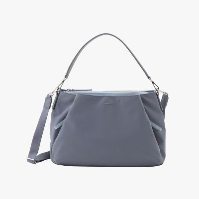 ＜agnes b. (Women)＞ナイロン　２ｗａｙ　ミディアム　ショルダーバッグ　”Ｏｒｉｇａｍｉ”　ＡＢＳ０７－０２