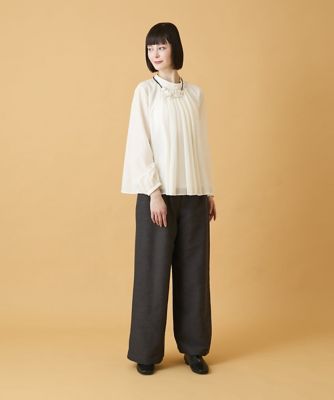 スタンドカラーかまぼこプリーツブラウス ／洗える | HIROKO BIS