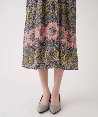 ヴィンテージ風モチーフ総柄ワンピース　／洗濯機で洗える