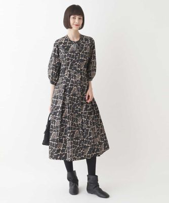 幾何フラワーコンシャスシルエットワンピース ／洗える | HIROKO BIS
