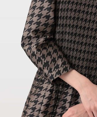 千鳥柄シャーリングデザインワンピース | HIROKO BIS (Women