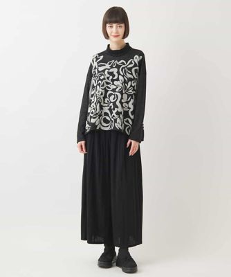 フラワージャカードモックネックプルオーバー　／洗える