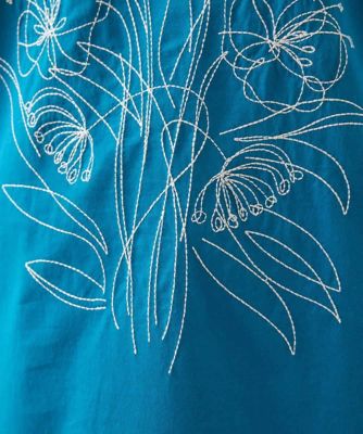 ステッチ刺繍デザインＴシャツ　／洗える