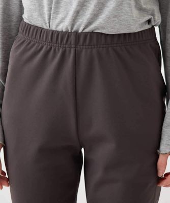 スリムシルエット裏起毛ストレッチパンツ　／洗濯機で洗える