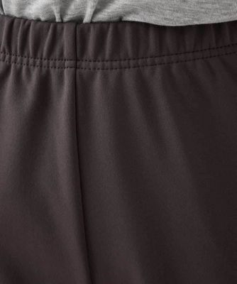 スリムシルエット裏起毛ストレッチパンツ　／洗濯機で洗える