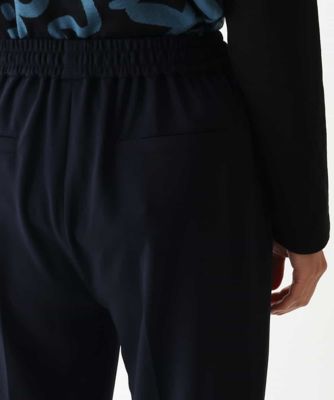 リラックステーパードパンツ　／洗濯機で洗える