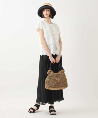 【大きいサイズ】フラワーデコ刺繍ブラウス　／洗える