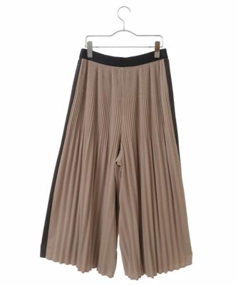 【洗える】ニュアンスプリーツフレアパンツ