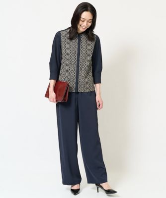 アラベスク刺繍ブラウス