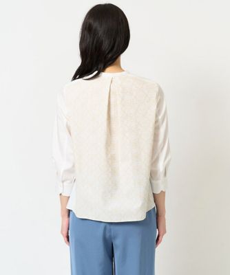 アラベスク刺繍ブラウス