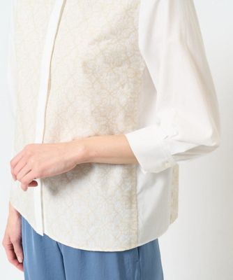 アラベスク刺繍ブラウス