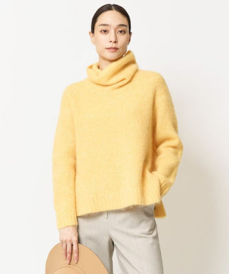【SALE】CHRISTIAN AUJARD (Women)/クリスチャン オジャール ボリュームネックプルオーバーニット イエロー25 トップス【三越伊勢丹/公式】