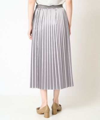 レザー風サテンプリーツスカート